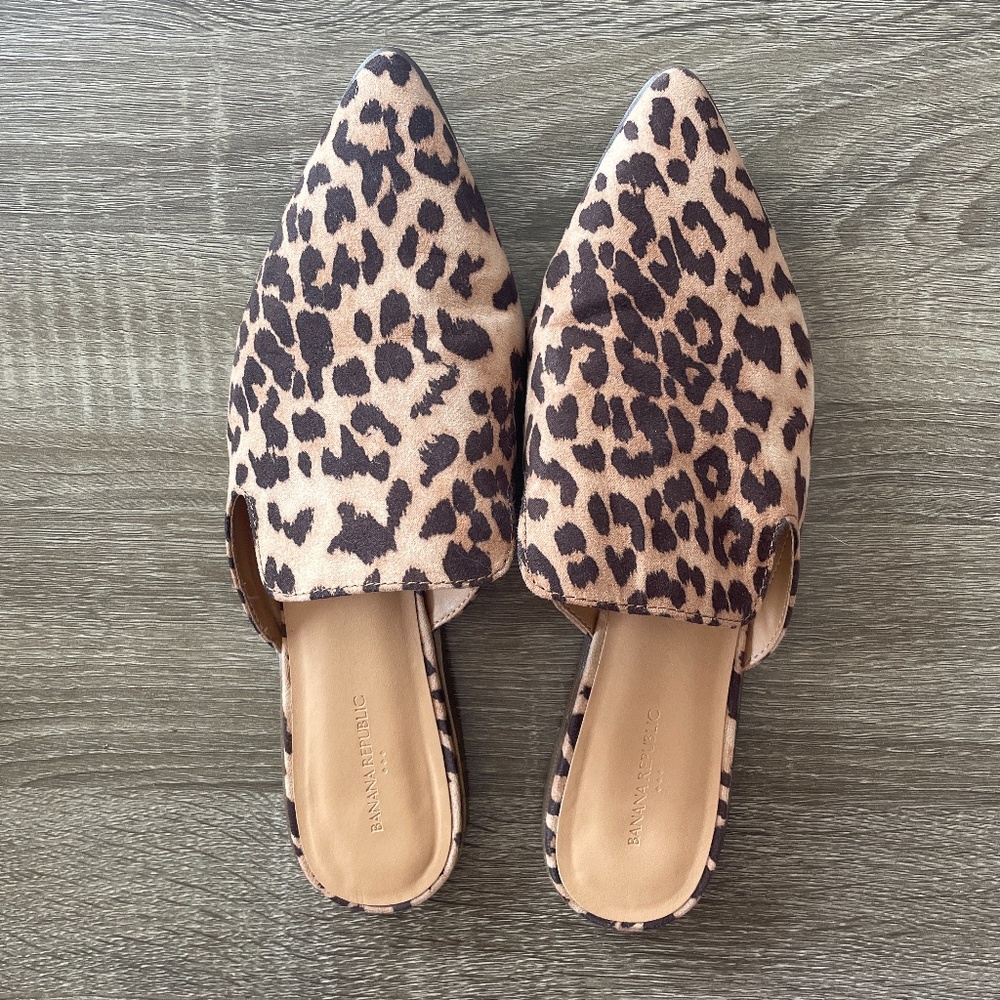 Banana Republic Cheetah Print Mules - Size 8